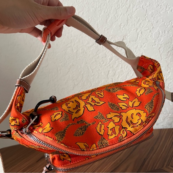 Loewe Paula's Ibiza Canvas Waist Bag - Picture 3 of 16